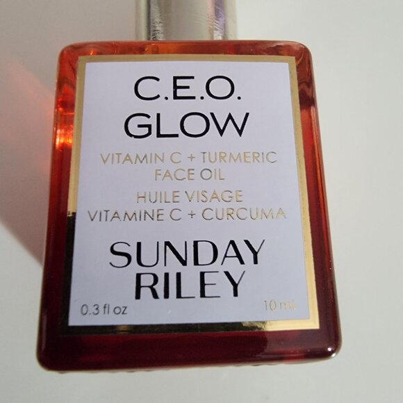 Sunday Riley C.E.O Glow Vitamin C + Turmeric Face Oil 10ml - Picture 5 of 11